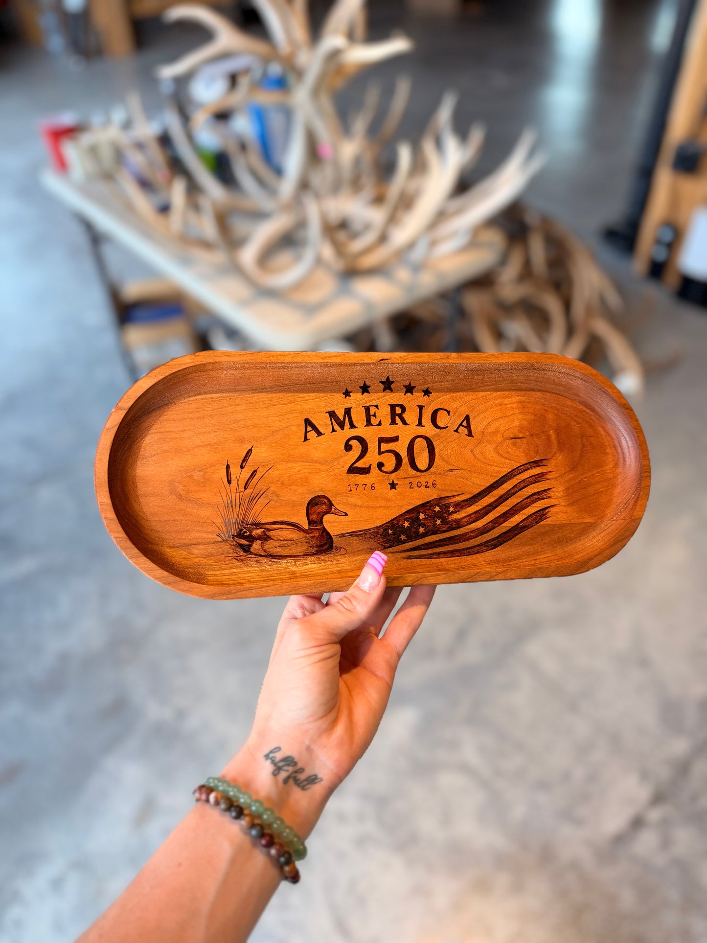 America 250 hunting-inspired tray