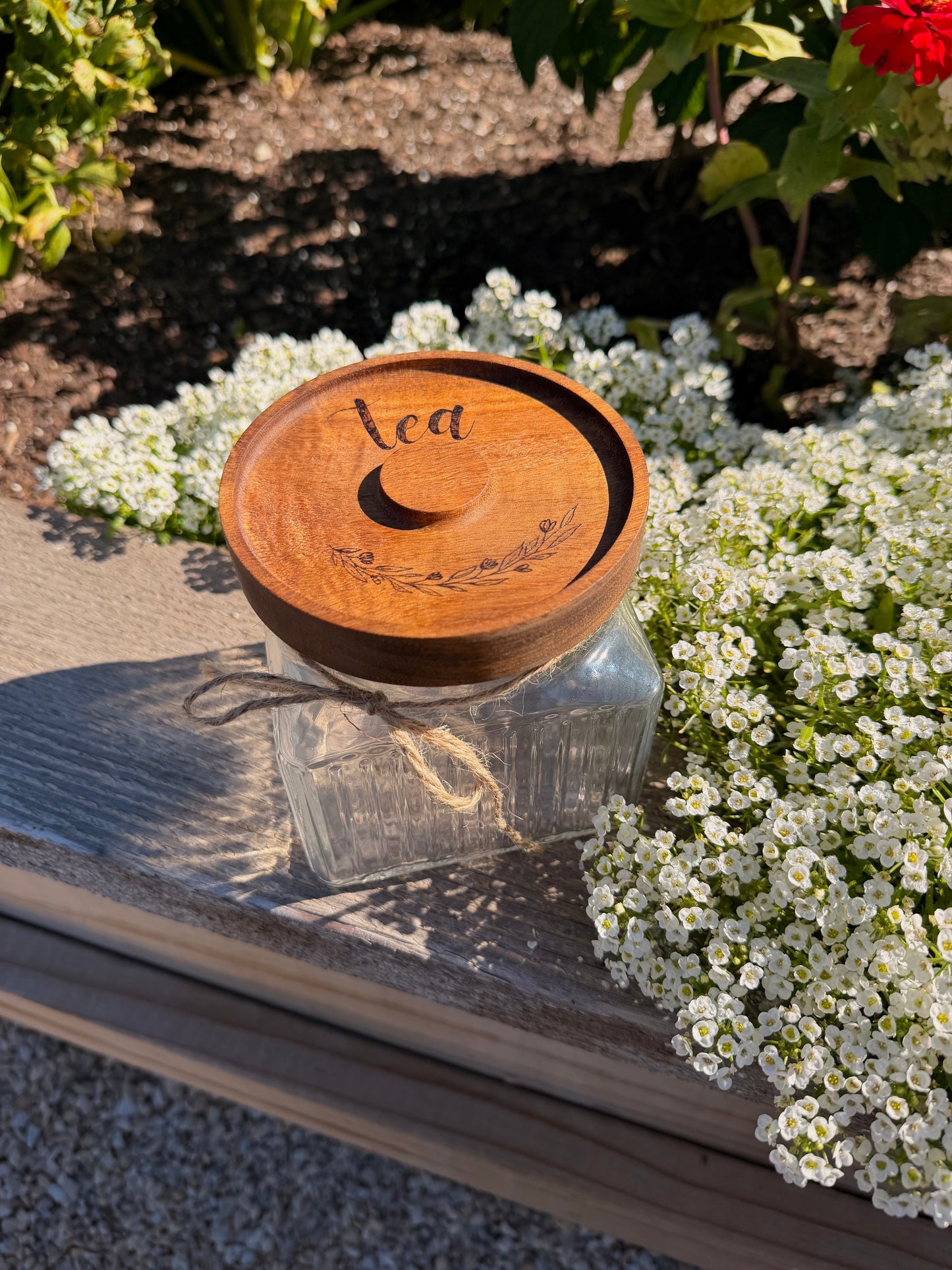 Wood-burned glass jar "tea"