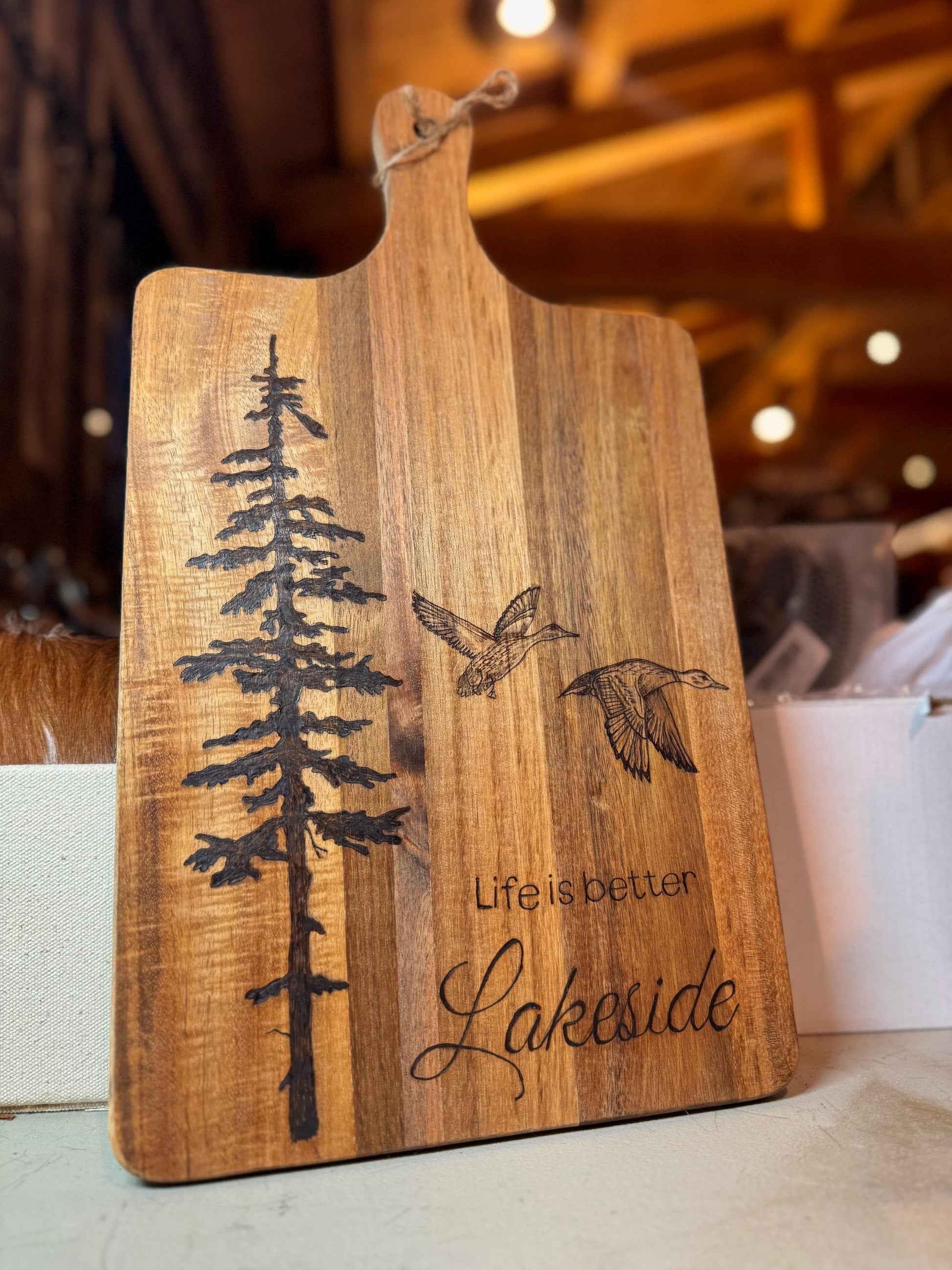 Lakeside decor board